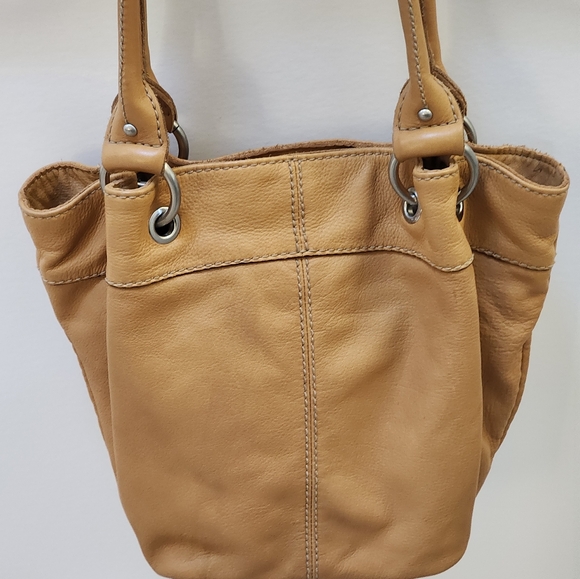 TIGANELLO SHOULDER BAG WITH DOUBLE STRAPS, GENUINE LEATHER, CARMEL COLOR - Picture 3 of 15